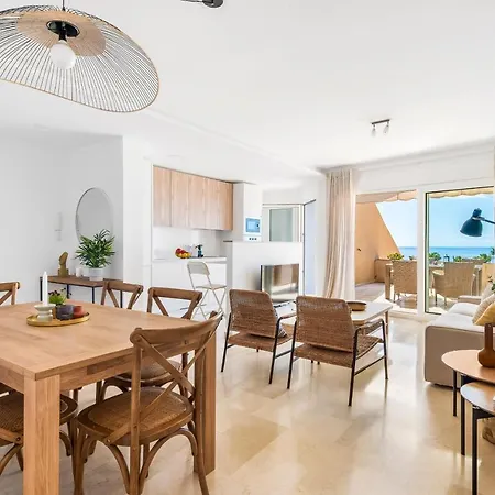 Apartment With Terrace And Private Parking Radazul