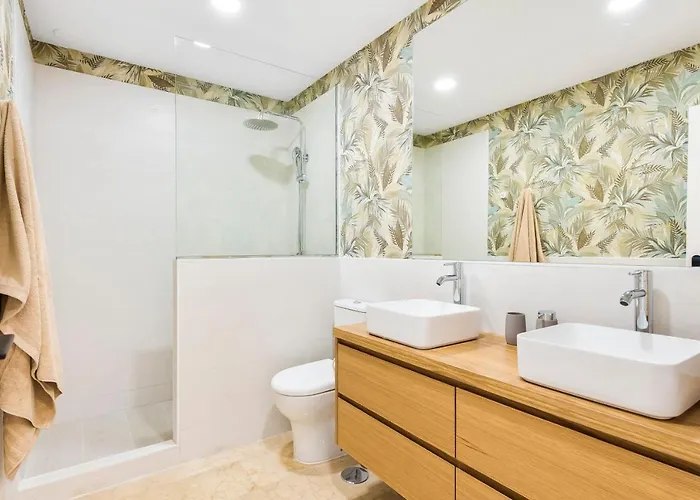 Appartamento With Terrace And Private Parking *